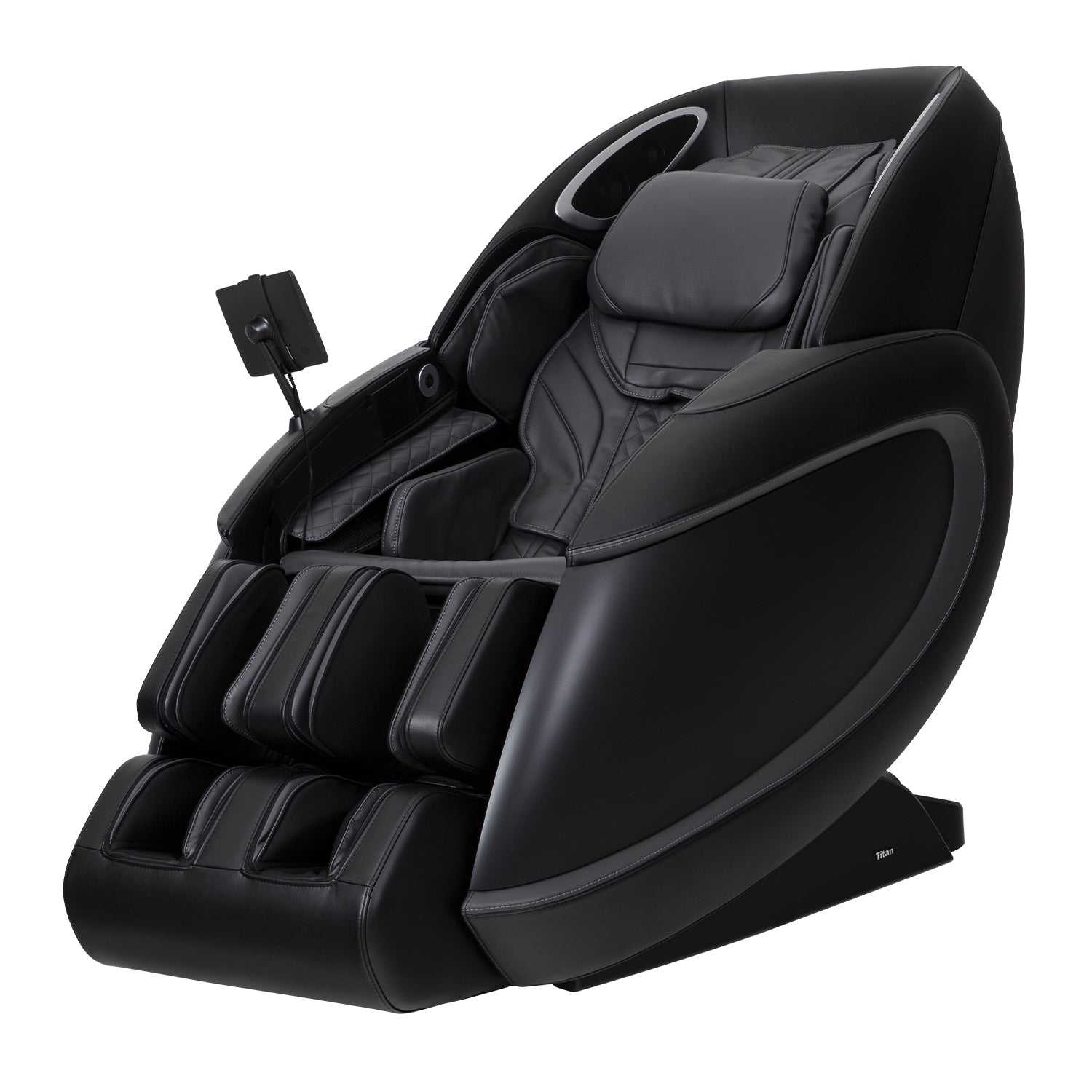 Titan Fleetwood II Massage Chair | 4D, SL-Track & Heat