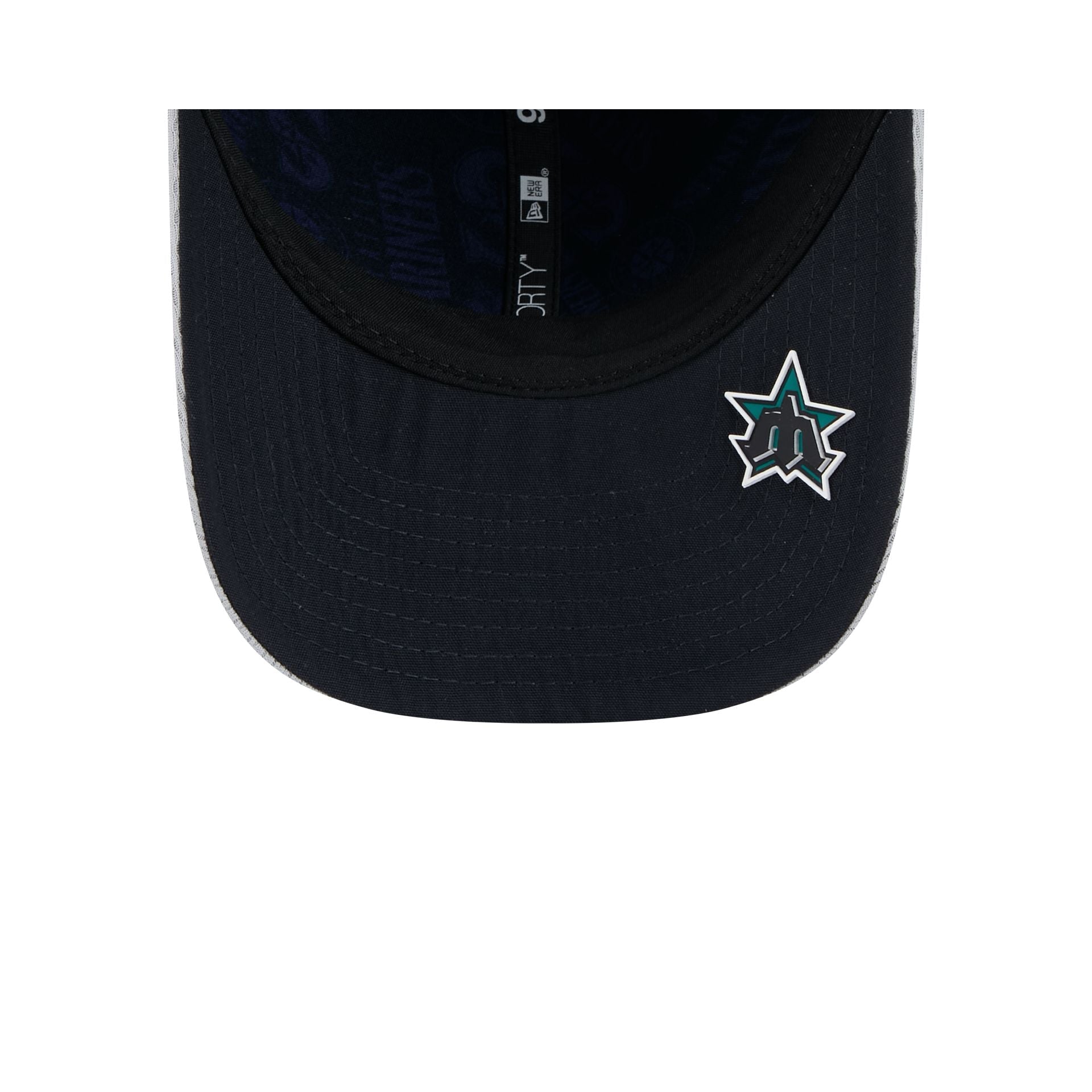 Seattle Mariners 2025 Clubhouse Gray 9FORTY M-Crown Snapback Hat