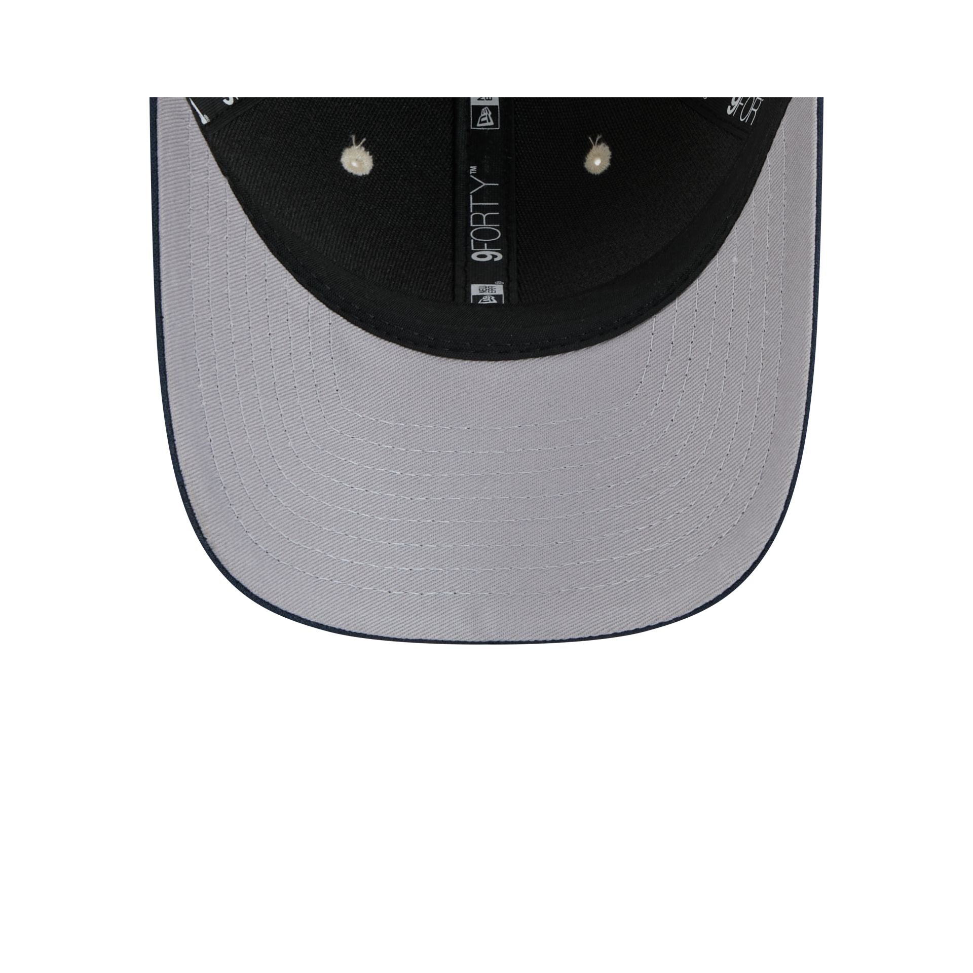 Atlanta Braves Linen 9FORTY M-Crown Snapback Hat