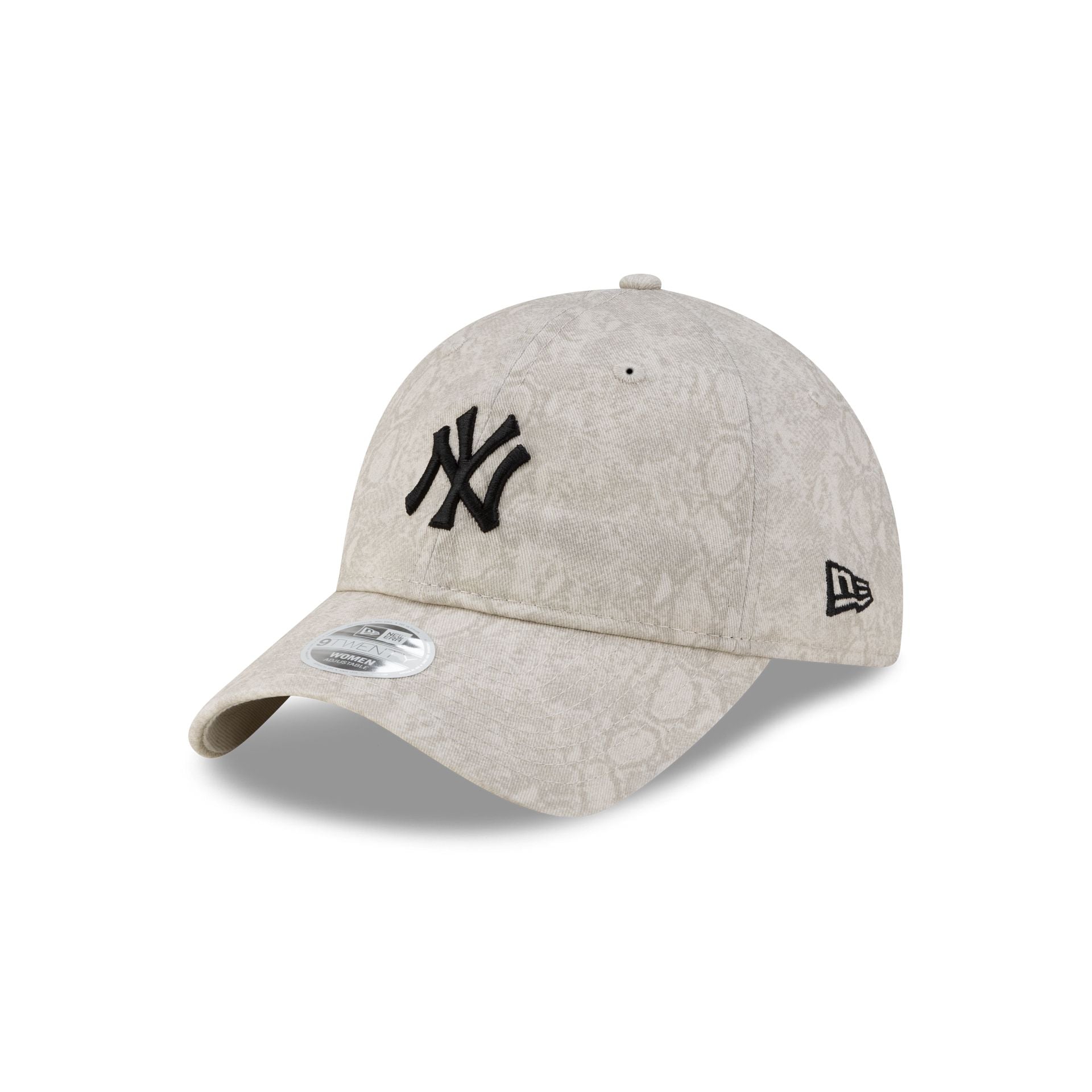 New York Yankees Animal Print Women's 9TWENTY Adjustable Hat