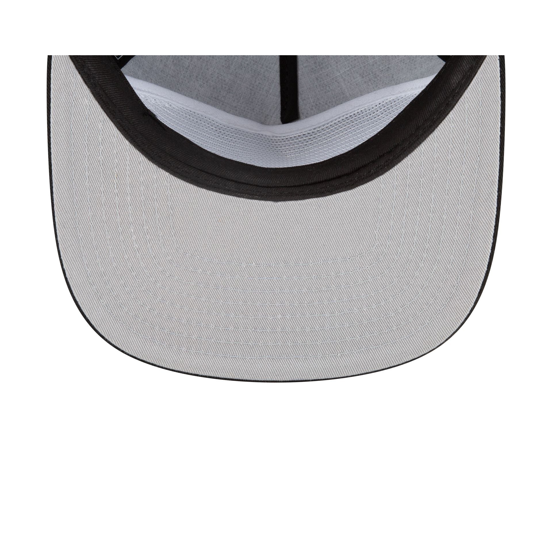 Oracle Red Bull Racing Essential White Script Golfer Hat