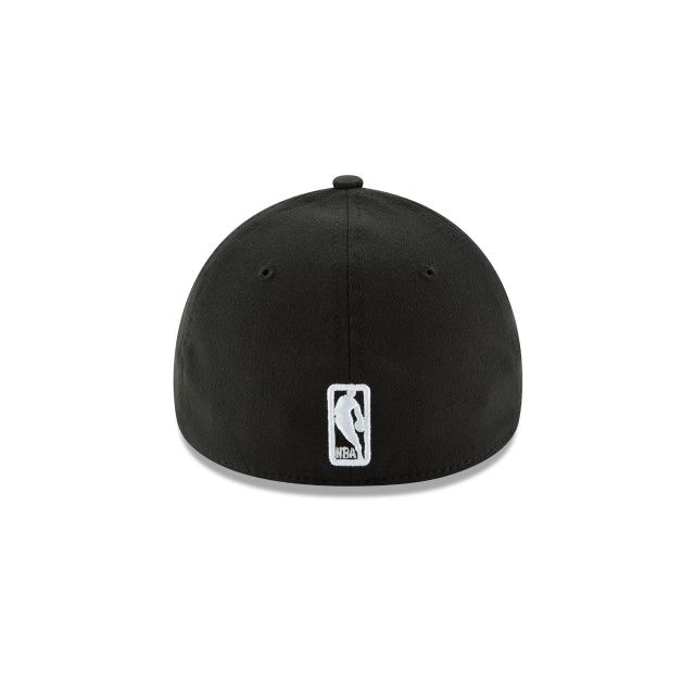 Chicago Bulls Team Classic 39THIRTY Stretch Fit Hat