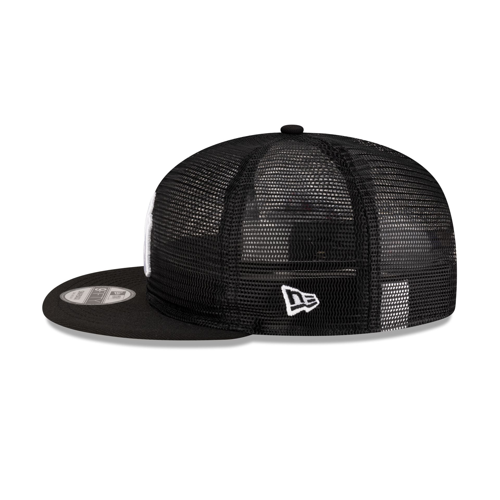 New York Yankees Black Mesh 9FIFTY Snapback Hat