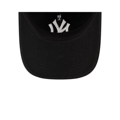 New York Yankees Black Duck Canvas 9FORTY Adjustable Hat