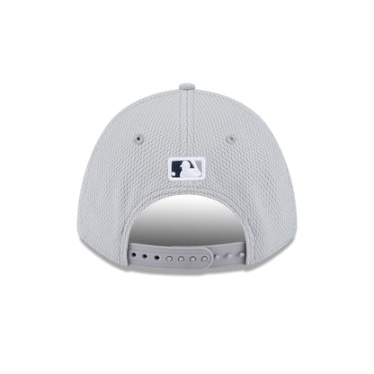 New York Yankees 2025 Clubhouse Gray 9FORTY M-Crown Snapback Hat