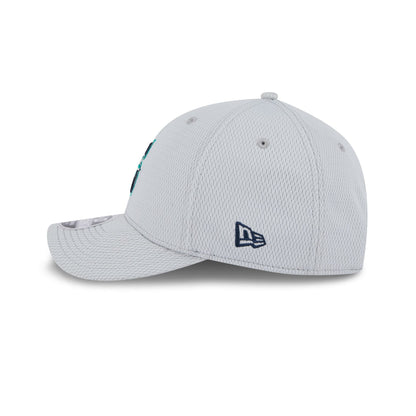 Seattle Mariners 2025 Clubhouse Gray 9FORTY M-Crown Snapback Hat