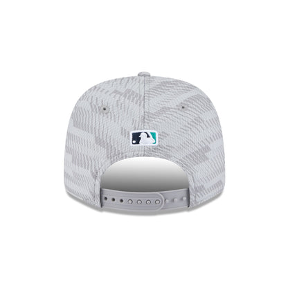 Seattle Mariners 2025 Clubhouse Gray 9SEVENTY Stretch-Snap Hat