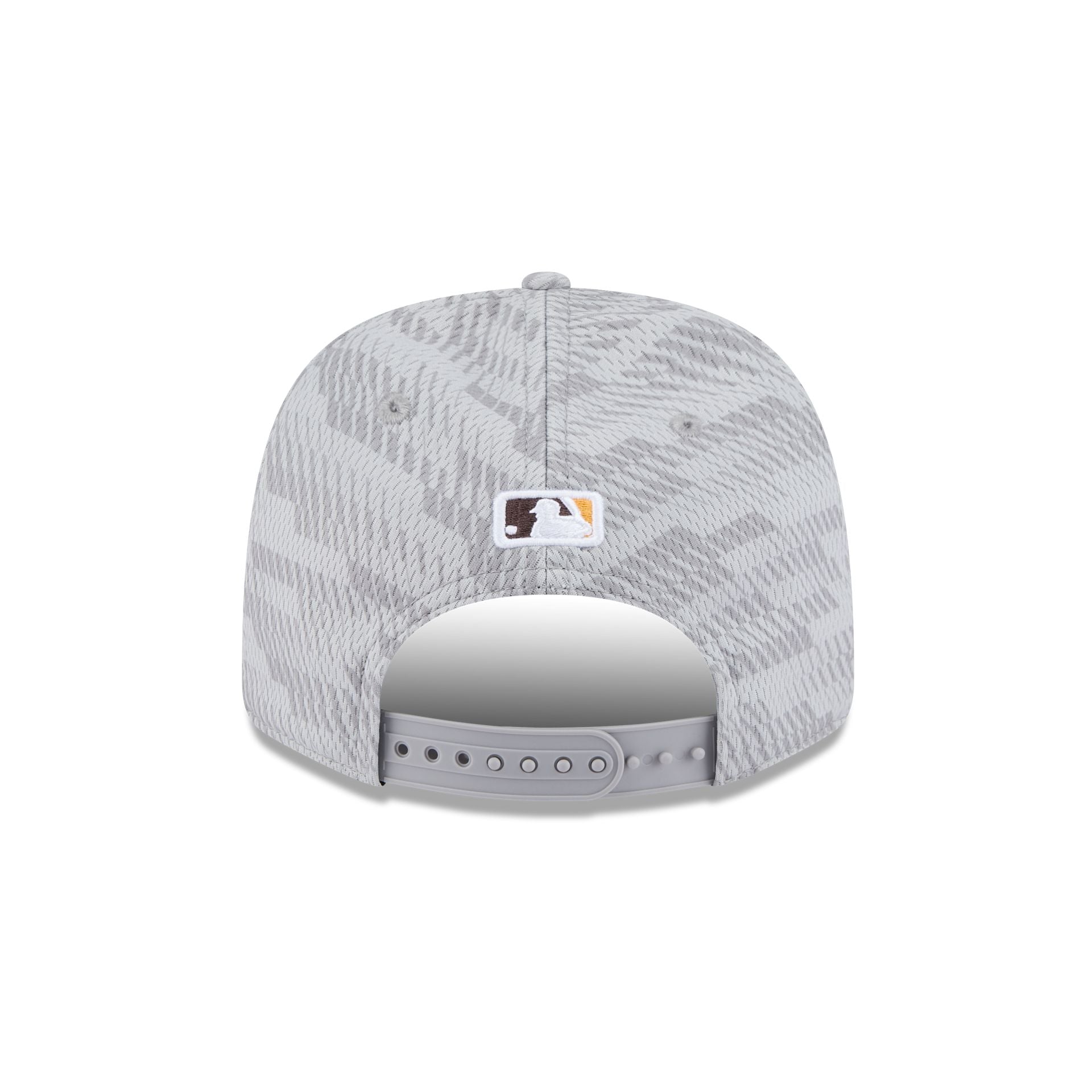 San Diego Padres 2025 Clubhouse Gray 9SEVENTY Stretch-Snap Hat