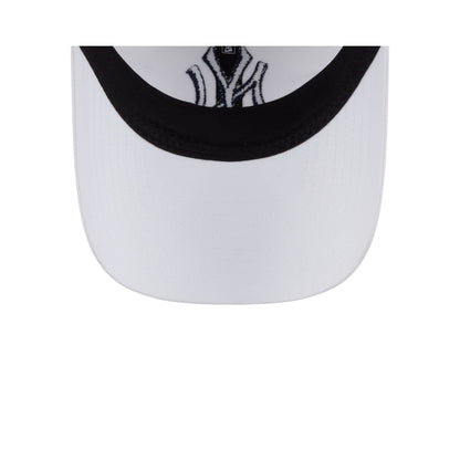 New York Yankees White 9TWENTY Adjustable Hat