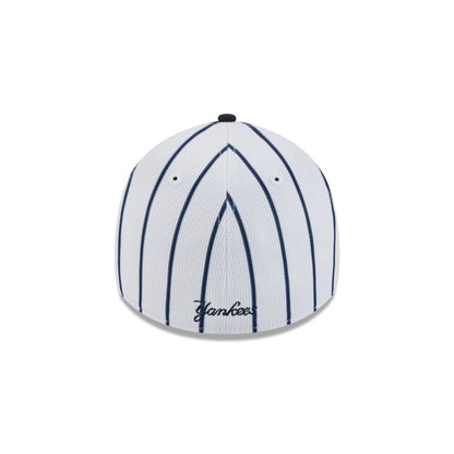 New York Yankees 2025 Spring Training 39THIRTY Stretch Fit Hat