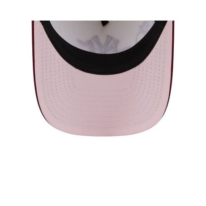 New York Yankees Cherub 9FORTY M-Crown A-Frame Snapback Hat