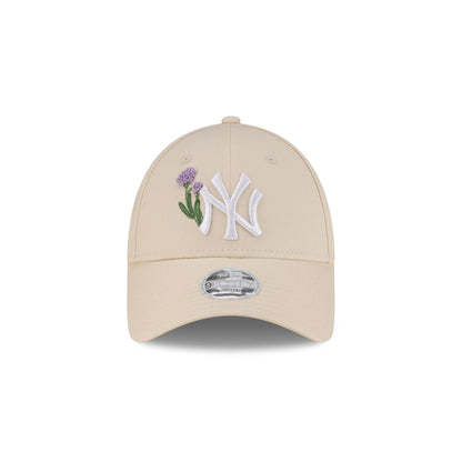 New York Yankees Beaded Floral Cream Women's 9FORTY Adjustable Hat