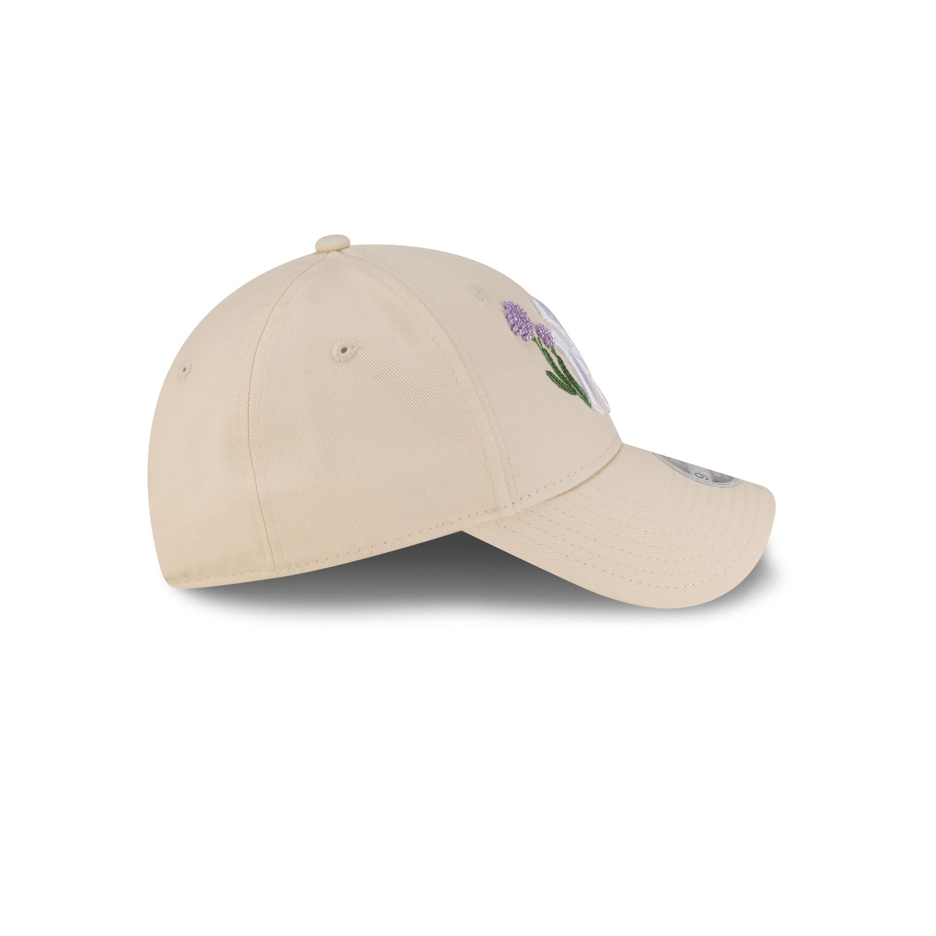 New York Yankees Beaded Floral Cream Women's 9FORTY Adjustable Hat