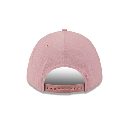 Chicago Bulls Pink Ripstop 9FORTY M-Crown A-Frame Snapback Hat