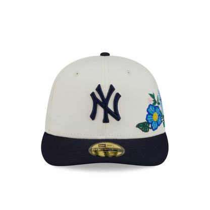 New York Yankees Tonal Florals White 59FIFTY Fitted Hat