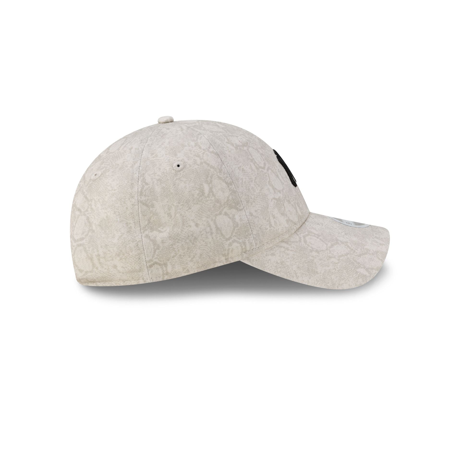 New York Yankees Animal Print Women's 9TWENTY Adjustable Hat