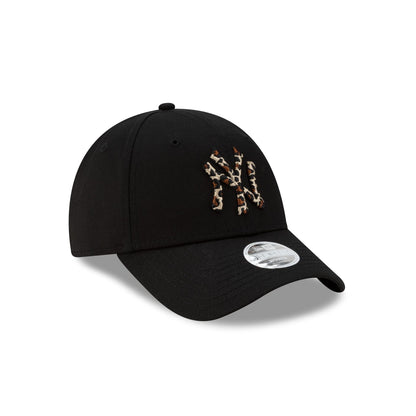 New York Yankees Leopard Print Logo Women's 9FORTY Adjustable Hat