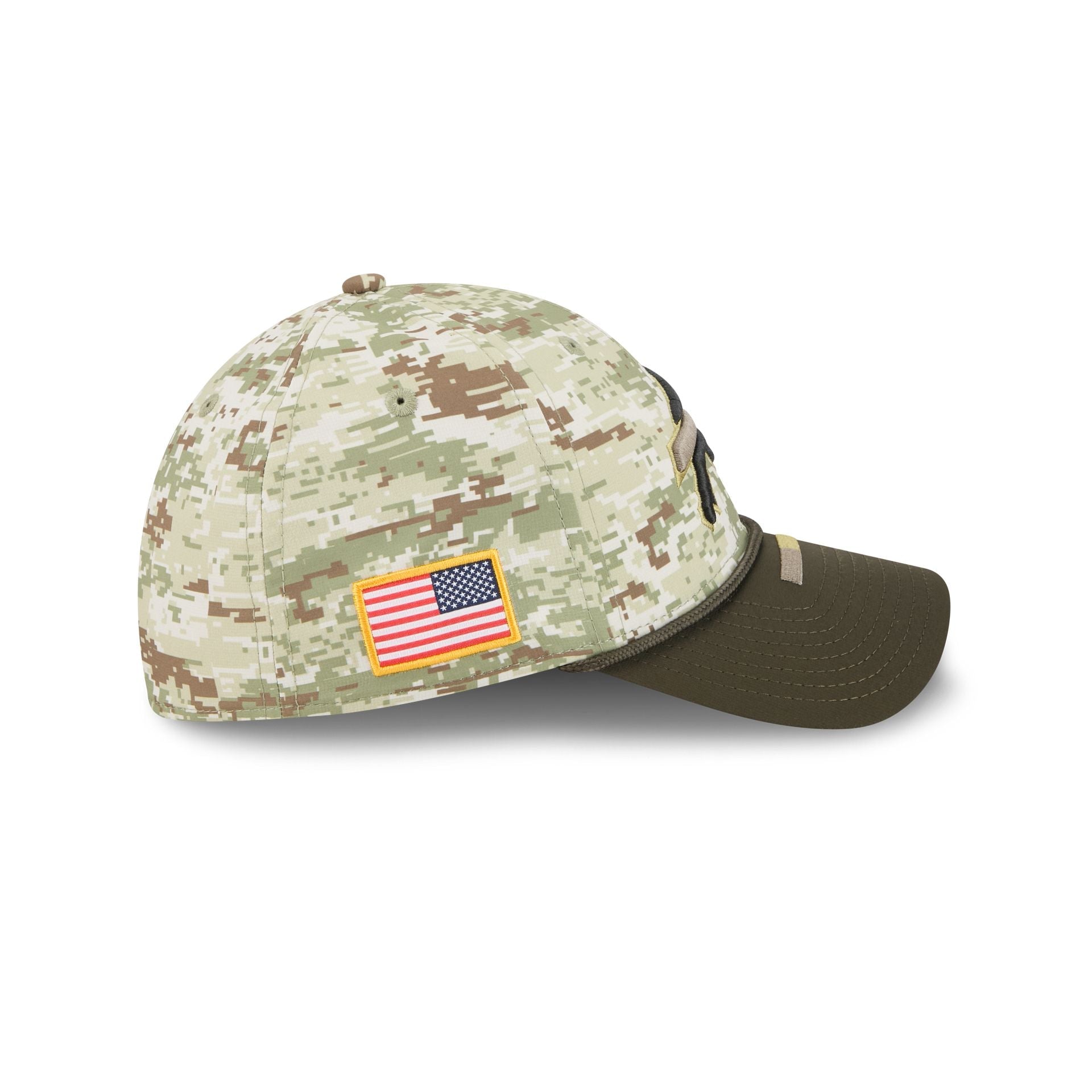 Buffalo Bills 2025 Salute to Service Digi Camo 39THIRTY Stretch Fit Hat