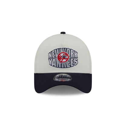 New York Yankees Classic Tones 9FORTY A-Frame Snapback Hat