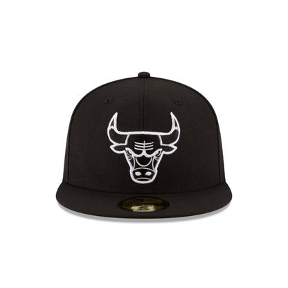Chicago Bulls Black & White 59FIFTY Fitted Hat