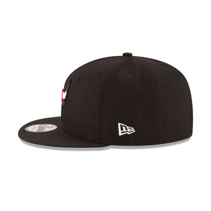 Chicago Bulls Black 9FIFTY Snapback Hat