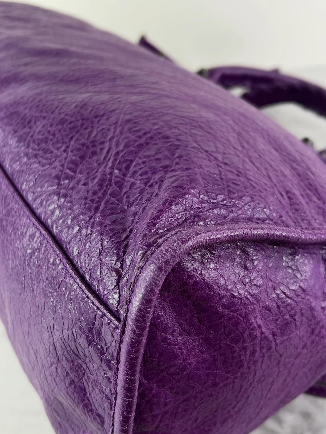 Balenciaga Ultraviolet Agneau Classic Hardware City Shoulder Bag