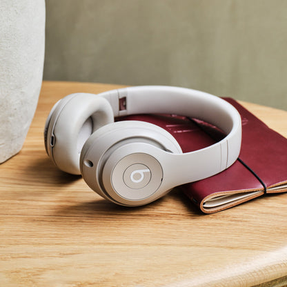 Beats by Dr. Dre - Beats Studio Pro - Wireless Noise Cancelling Over-the-Ear Headphones