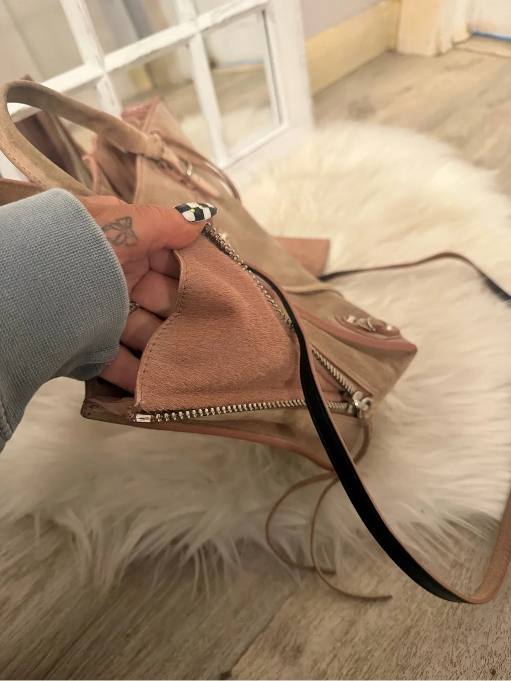 Balenciaga mini papier city bag suedeTote Satchel in Light Beige pink